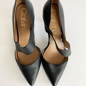 Calvin Klein Gella Pointy Toe Pump